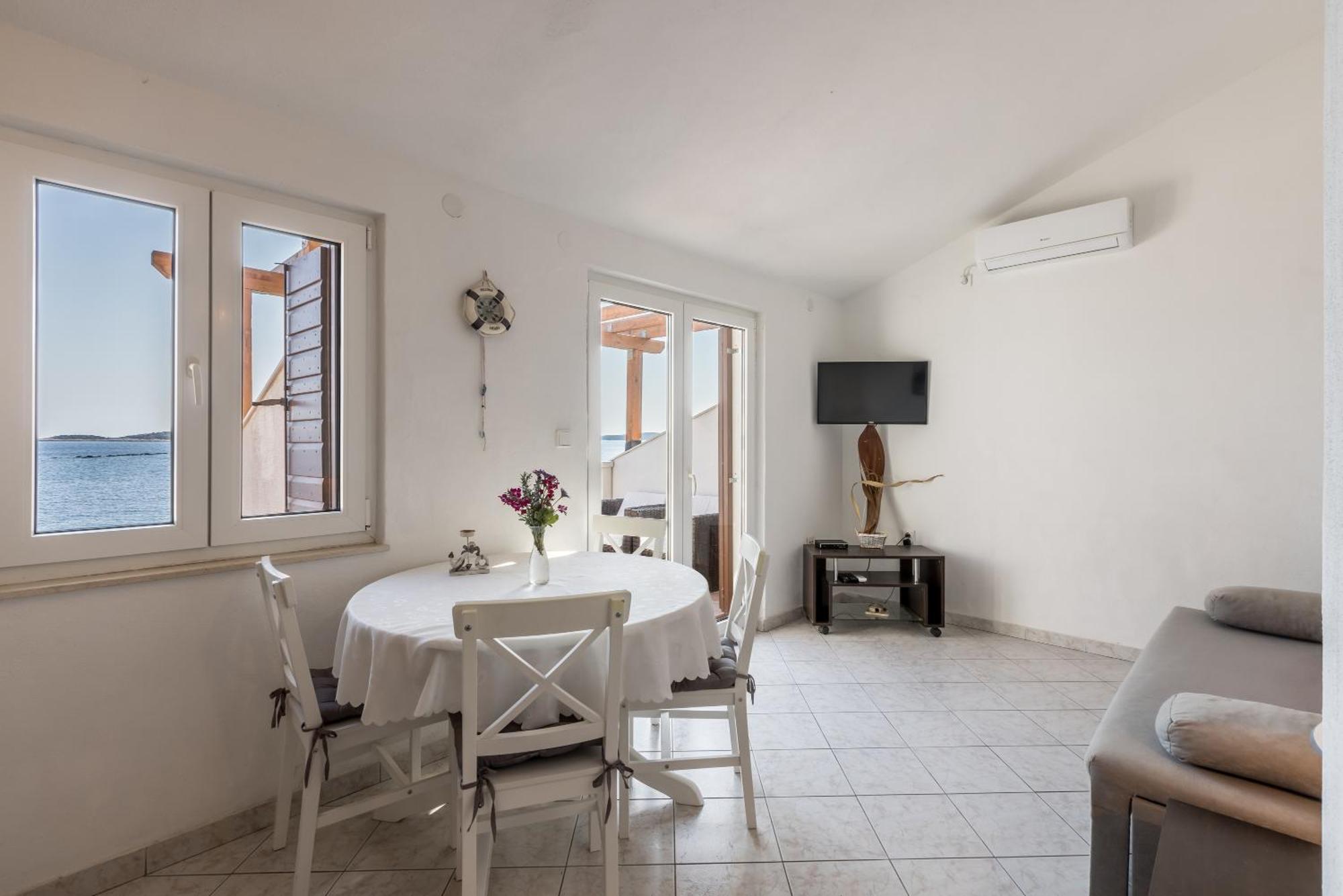 רוקבאץ Apartments By The Sea Milna, Vis - 8946 מראה חיצוני תמונה