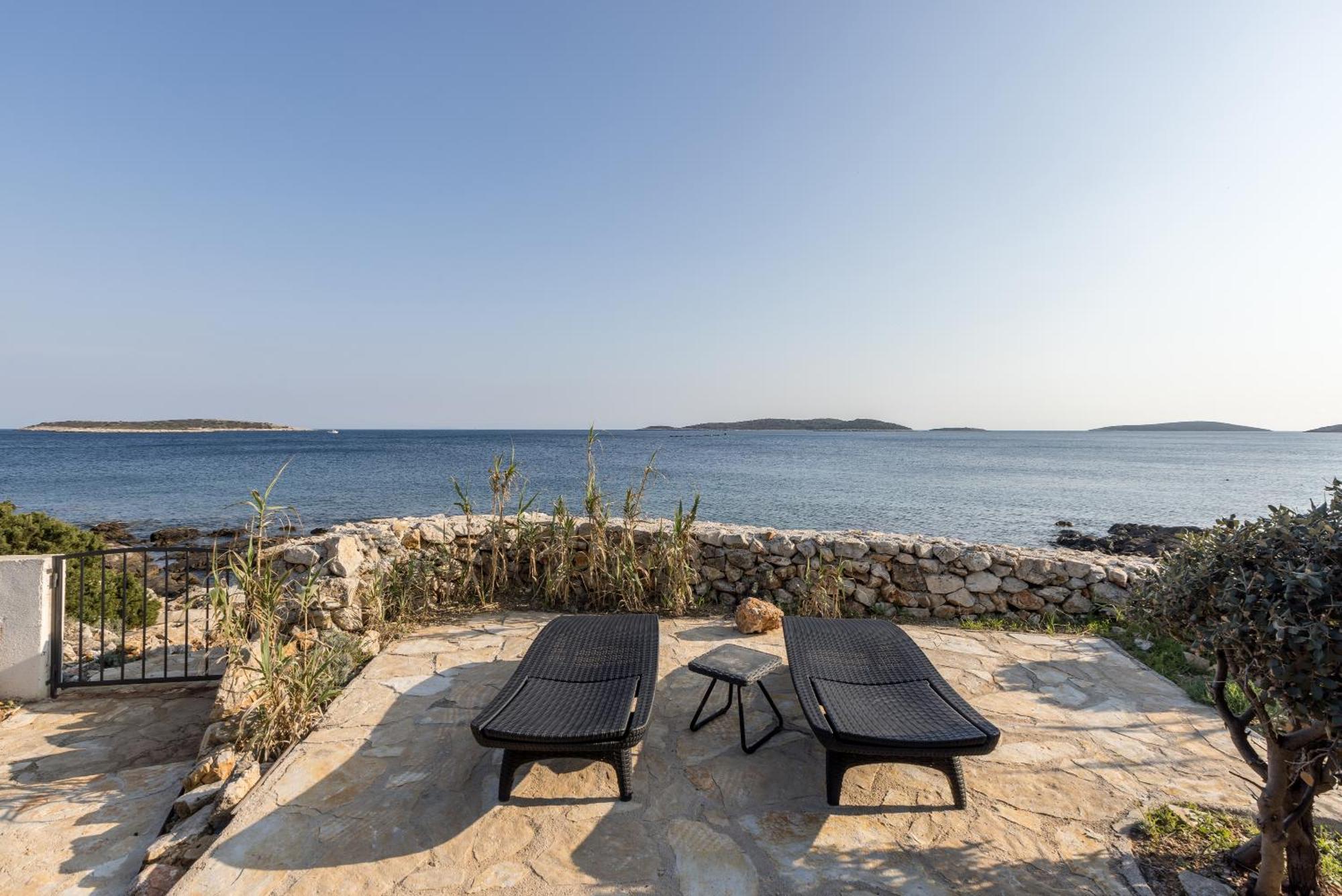 רוקבאץ Apartments By The Sea Milna, Vis - 8946 מראה חיצוני תמונה